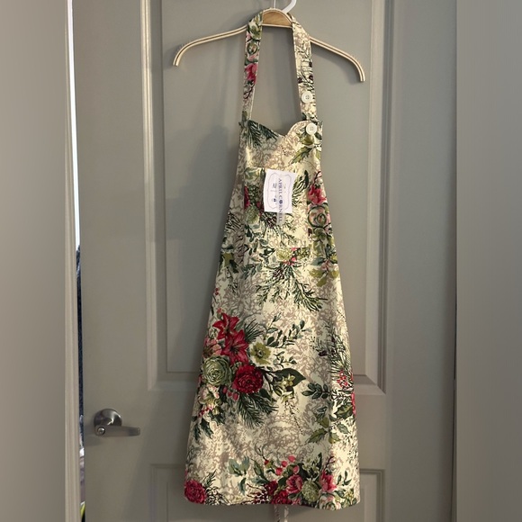 April Cornell Merry Antique Apron 100% Cotton Floral Pine Christmas Red, Cream - Picture 1 of 10